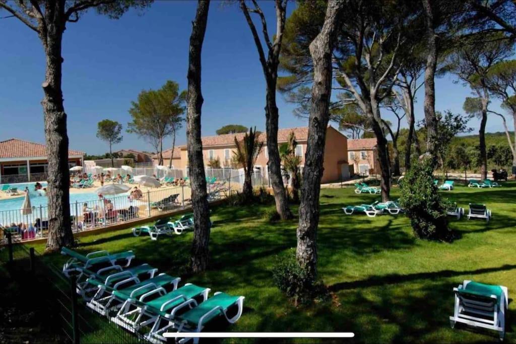 Villa La Baleine Verte Calvisson Exterior foto